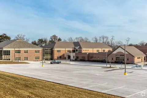 madeira-elementary-logo